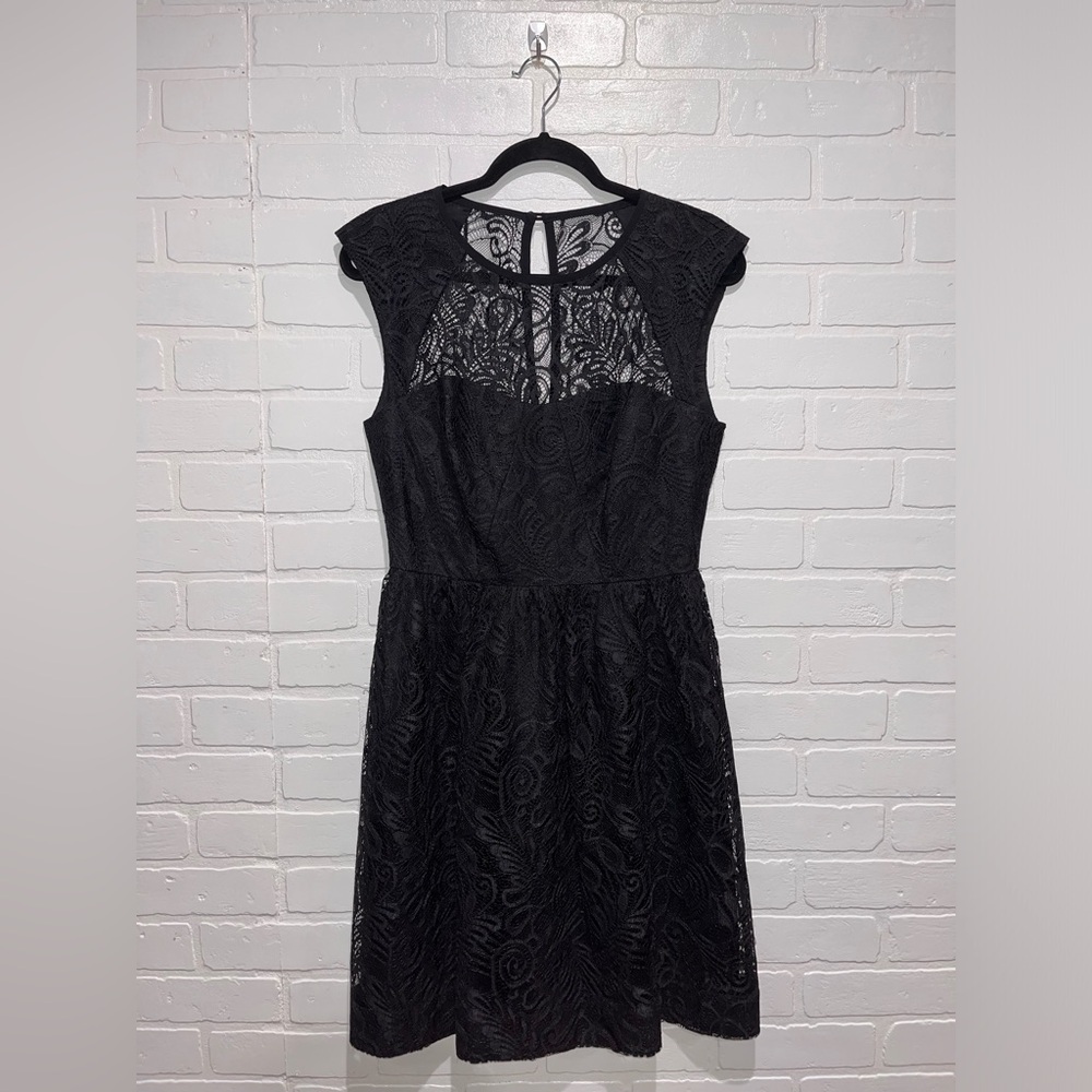 NWT Trina Turk Gorgeous Black Lace Dress